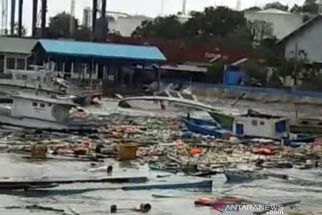 Nelayan Korban Badai Seroja di Kupang NTT Menjerit, Keluhkan Tak Ada Bantuan - JPNN.com Bali