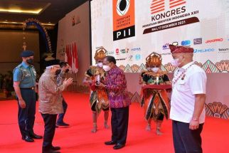 PII Anugerahi Bung Karno Penghargaan Khusus, Respons Koster Amazing  - JPNN.com Bali
