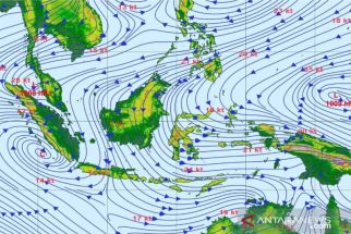 Angin Kencang Terjang Flores NTT Hingga Akhir 2021, Dipicu Sirkulasi Siklonik dari Australia - JPNN.com Bali