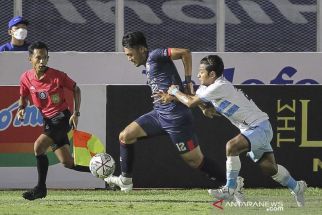 Arema FC Tekuk Bhayangkara FC, Begini Rizky Dwi Cetak Gol Tunggal  - JPNN.com Bali