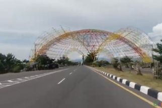 Kota Mataram Dipercantik, Ditanami 20 Tanaman Hias Jelang MotoGP Mandalika 2022 - JPNN.com Bali