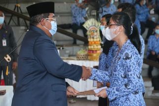 348 CPNS Buleleng Tersenyum Ceria saat Dilantik, Kadek Mawar Bilang Begini - JPNN.com Bali