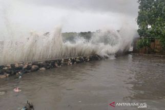 Prakiraan Cuaca Besok: Banjir Rob Masih Ancam Pesisir NTT - JPNN.com Bali