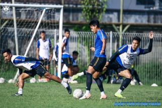PSIS Latihan Intensitas Tinggi Setelah Keok dari Madura United, Respons Coach Dragan Keras - JPNN.com Bali