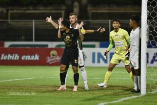 Cak Taqim Sesali Kekalahan Persebaya, Sebut Hasil Tes Usap PCR Ganggu Persiapan Tim - JPNN.com Bali