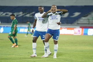  Coach Guntur Kecewa Berat, Sebut Gol Cepat Persib Bikin Pemain PSS Sleman Drop - JPNN.com Bali