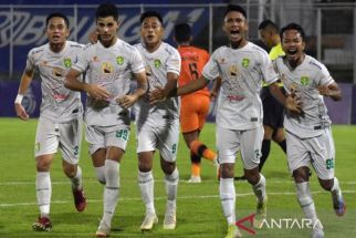 Persebaya Pincang Kontra Arema FC, Respons Coach Aji Santoso Tidak Terduga - JPNN.com Bali