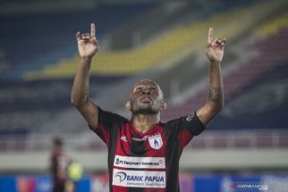 Persipura Jayapura Tekuk PSS Sleman, Tetapi…. - JPNN.com Bali