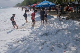 24 Pantai di Bali Berpotensi Diterjang Banjir Rob, Masyarakat Pesisir Waspada - JPNN.com Bali