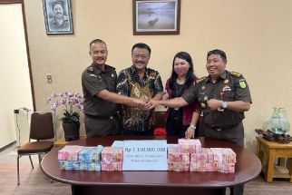 Lihat Uang Miliaran Menumpuk di Meja Kejati, Kasusnya Bikin BPD Bali Rugi Besar - JPNN.com Bali