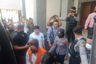 Jaksa KPK Sindir Eksepsi Eks Bupati Eka Wiryastuti, Tudingannya Telak - JPNN.com Bali