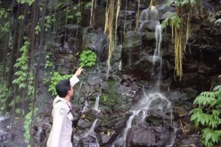 Detik-detik Bule Amerika Tertimpa Batu Tebing di Buleleng Bali: Betis Putus, Ngeri  - JPNN.com Bali