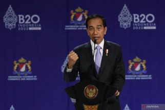 Jokowi Pamer Kinerja Ekonomi Indonesia, Sentil Pujian IMF di Forum B20 Bali - JPNN.com Bali