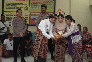Tahanan Narkoba Titipan Jaksa Menikah di Rutan Polresta Denpasar, Lihat Tuh - JPNN.com Bali