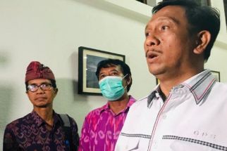 Pasek Suardika Sebut Kajian BEM Tak Bisa Jadi Bukti Korupsi, Rektor Unud Beber Fakta - JPNN.com Bali