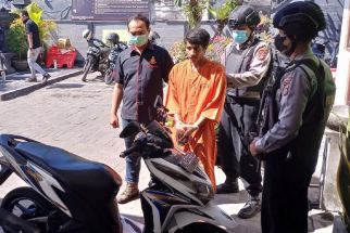 Polisi Denpasar Ciduk Pria NTT Pencuri Motor Pedagang Ayam Geprek, Lihat Tuh - JPNN.com Bali