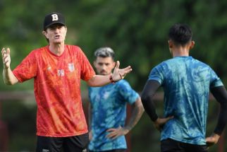 Pieter Huistra Menyiapkan Plan B, Sebut Borneo FC Harus Menang di Kandang - JPNN.com Bali