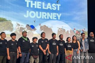 Film The Last Journey: Petualangan 4 Sahabat Menghadiri Vespa World Day Bali 2022 - JPNN.com Bali