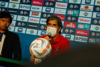 Arema FC vs Bali United: Bertabur Pemain Bintang, Respons Teco Mengejutkan - JPNN.com Bali