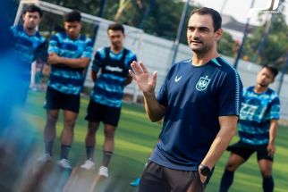 PSIS Gagal Clean Sheet, Kiper Bermasalah, Gilbert Agius Blak-blakan Tak Senang? - JPNN.com Bali