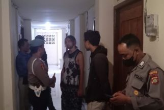 Bule Rusia Kembali Berulah, Mengamuk Lalu Merusak Pintu Kamar Indekos di Uluwatu, Duh - JPNN.com Bali