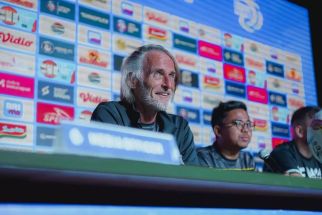 Dewa United Cetak Rekor Mentereng, Jan Olde Riekerink Optimistis Bungkam Persija - JPNN.com Bali