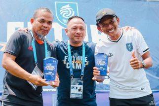Pelatih Bali United U18 Sabet Best Coach EPA Future Stars Camp 2023, Amazing - JPNN.com Bali