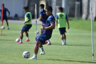 Persib tak Jatah Menjajal Rumput Stadion Dipta, Pilih Latihan Taktik di Sini - JPNN.com Bali