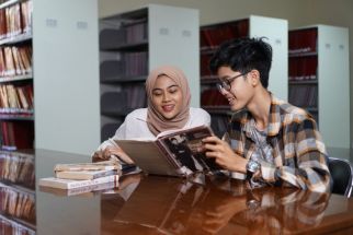 Teknologi dalam Dunia Pendidikan Tinggi, Transformasi Jurusan Kuliah di Era Digital - JPNN.com Bali