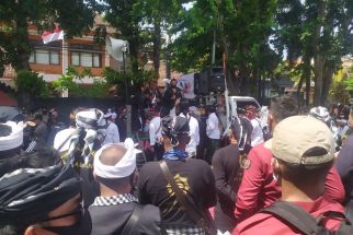 Kantor DPD RI Bali Telepon Polisi Setelah BK Pecat AWK, Antisipasi Rusuh? - JPNN.com Bali