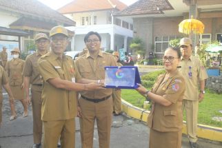 SMPN 1 Sukasada Berstatus Sekolah Rujukan Google, Pertama di Bali - JPNN.com Bali