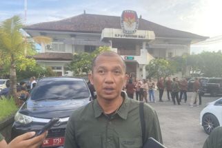 Paslon 01 Gugat Pilpres 2024 Gegara Bansos Presiden Jokowi, KPU Bali Tergelitik - JPNN.com Bali