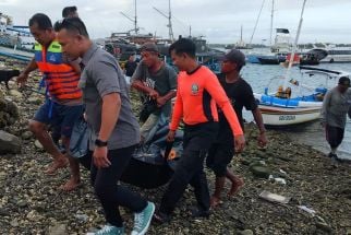 Kru Kapal Syok Mayat Mengapung di Pelabuhan Benoa, Ada Kartu Kereta Api - JPNN.com Bali