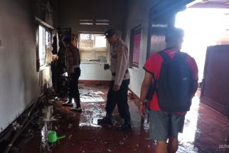 Wastra Pelinggih Banjar Tansiat Denpasar Terbakar, Tiga Saksi Mengungkap Fakta - JPNN.com Bali