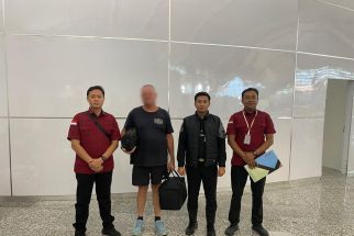 Imigrasi Singaraja Tendang Bule Australia, Nekat Promosi Vila Ilegal, OMG! - JPNN.com Bali