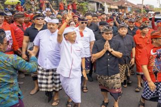 Warga Kintamani Minta Koster – Giri Membangun Gedung Parkir Pura Ulun Danu Batur - JPNN.com Bali