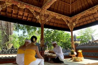 Melukat & Pratiti, Prosesi Menuju Kesehatan Spiritual Ala KEK Sanur - JPNN.com Bali