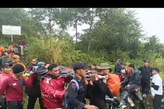 Update 2 Pendaki Tersesat di Gunung Agung Bali! Satu Korban Alami Patah Kaki - JPNN.com Bali