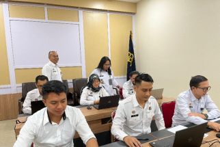 6 Pegawai Kanwil Kemenkum NTB Ikut Ujian Penyesuaian Ijazah Plus Dinas - JPNN.com Bali