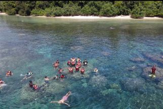 Ujung Kulon, Destinasi Wisata Bak Surga Tersembunyi di Banten - JPNN.com Banten