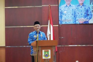 Wali Kota Cilegon Ingatkan ASN: Jangan Tanamkan Konsep Dilayani - JPNN.com Banten
