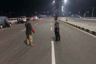 Fortuner yang Dikemudikan Wanita Tabrak Motor, 3 Orang Terpental, 1 Tewas - JPNN.com Banten