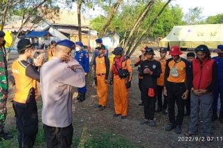 Hari Kedua Pencarian Nelayan yang Hilang Secara Misterius di Laut - JPNN.com Banten