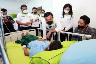 Kejati Banten Gelar Operasi Katarak dan Hernia Gratis - JPNN.com Banten