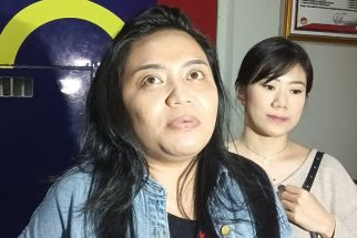 Nyai Nikita Mirzani Tidak Mau Makan dan Susah Buang Air Besar - JPNN.com Banten