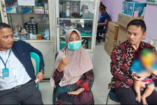 Jadi Terdakwa Pemalsuan, Ibu di Pandeglang Bawa Bayi 7 Bulan ke Penjara - JPNN.com Banten
