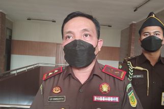 Kejati Banten Sedang Menyelidiki 2 Perkara Korupsi Besar, Waduh - JPNN.com Banten