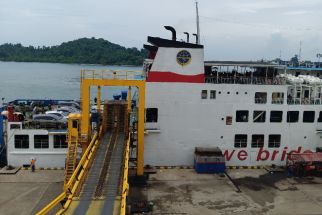 Silakan Catat Jadwal Penyeberangan Kapal Merak-Bakauheni, Ingat, Jangan Sampai Telat - JPNN.com Banten