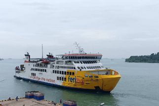 Mulai Hari Ini Tarif Penyeberangan Kapal Feri Merak-Bakauheni Naik - JPNN.com Banten