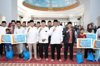 Hamdalah, 1.280 Anak Yatim se-Kota Cilegon Dapat Santunan Rp 1,2 Juta - JPNN.com Banten